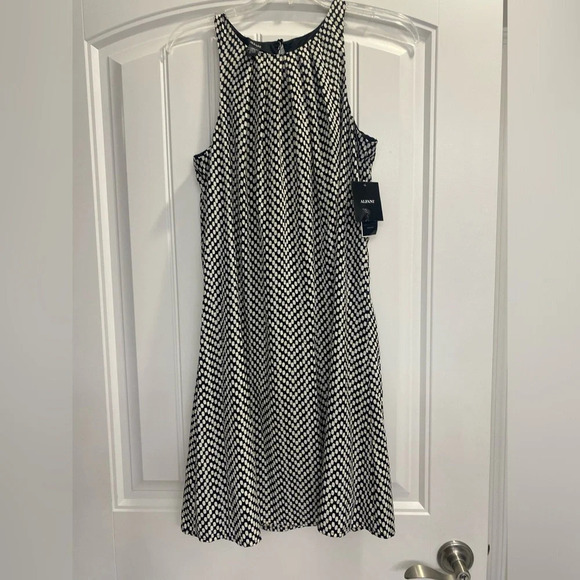 Alfani Womens Modern Nature Geometric Black White Shift Crew Dress Sleeveless 4 - Picture 1 of 7